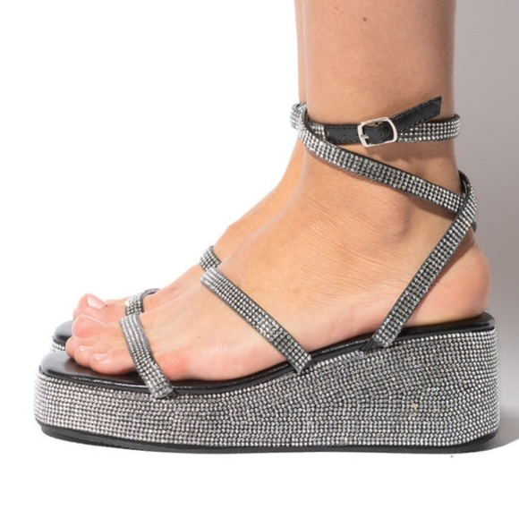 Sandal: Rhinestone platform, strappy - Picture 3 of 6